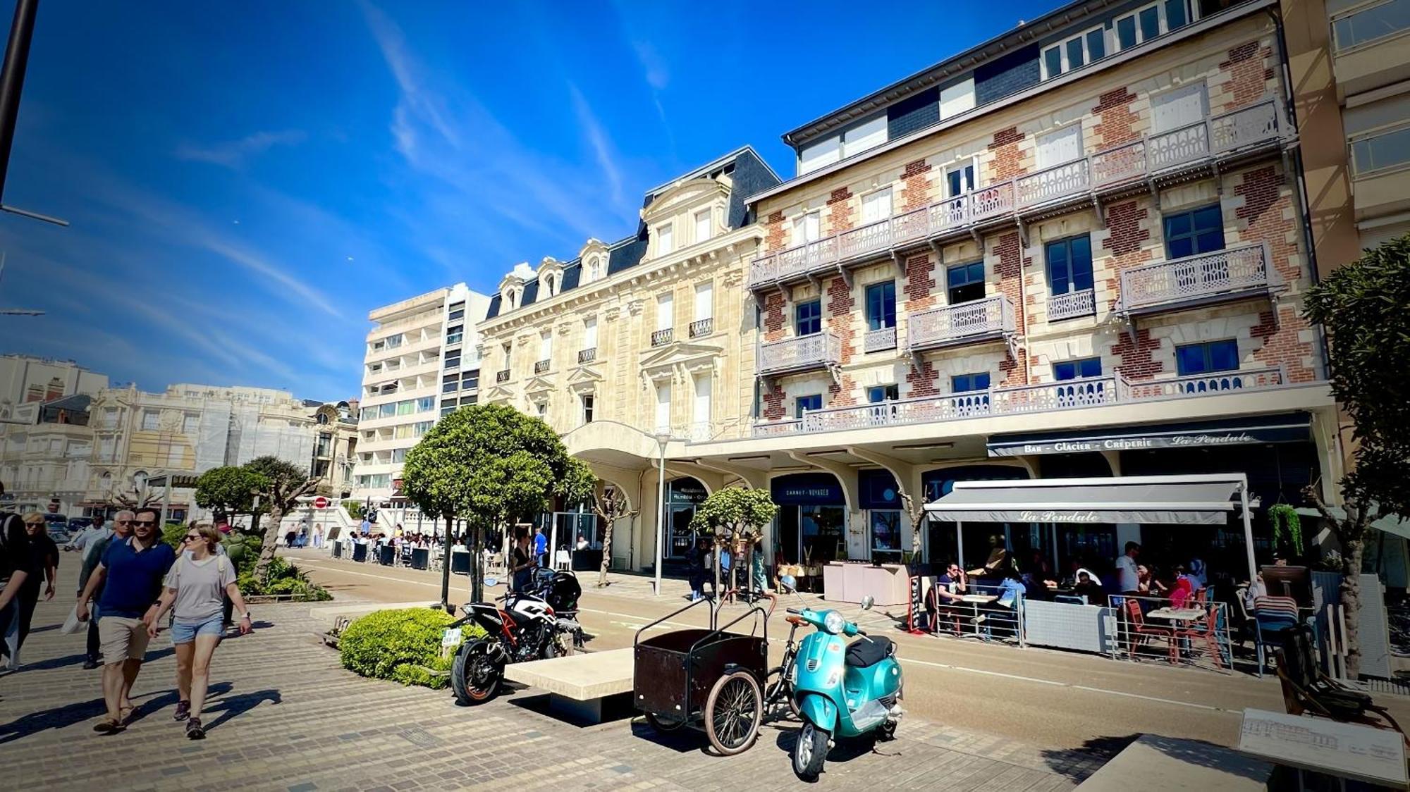 Appartement Remblai 1 Chambre Sortie Direct Plage レ・サ​​ーブル・ドロンヌ エクステリア 写真